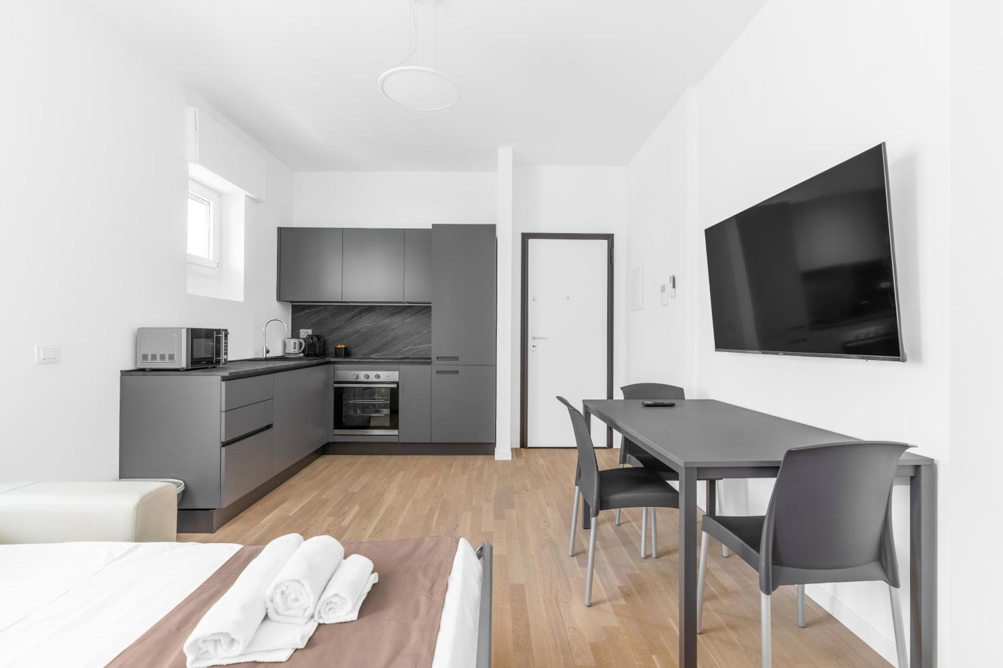 Mi Casa - Appartamento In Ponte Nuovo ميلان المظهر الخارجي الصورة